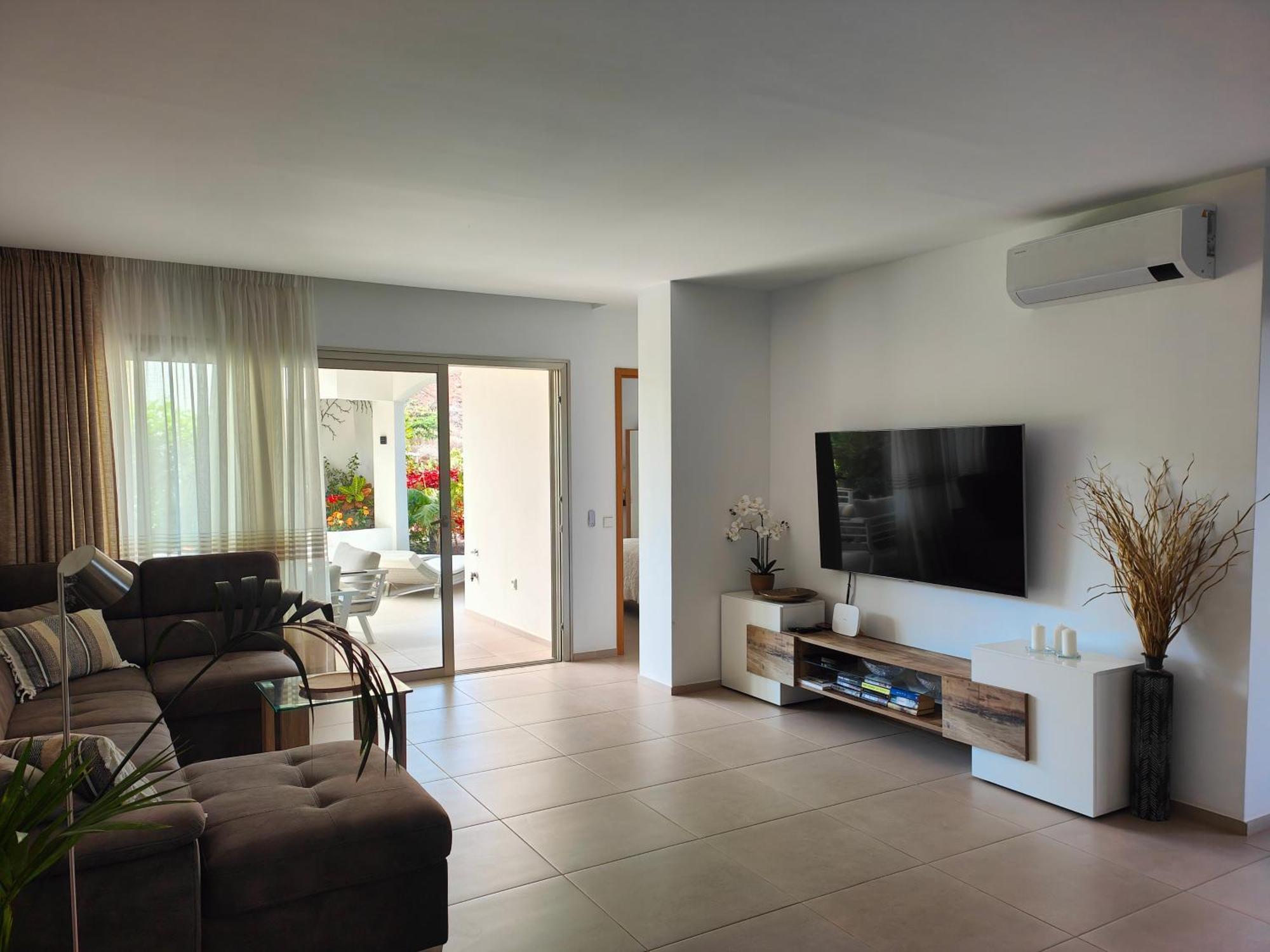 Garden Luxury Apartment *